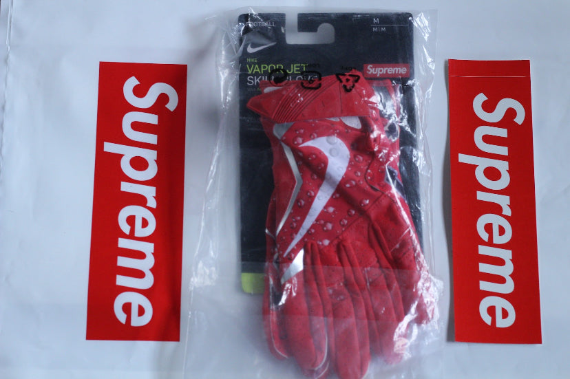 Supreme Nike Vapor Jet 4.0 Football Gloves "Red"